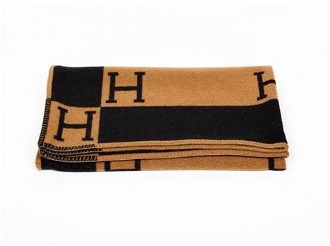 hermes cashmere blanket horse pattern|hermes avalon blanket discontinued.